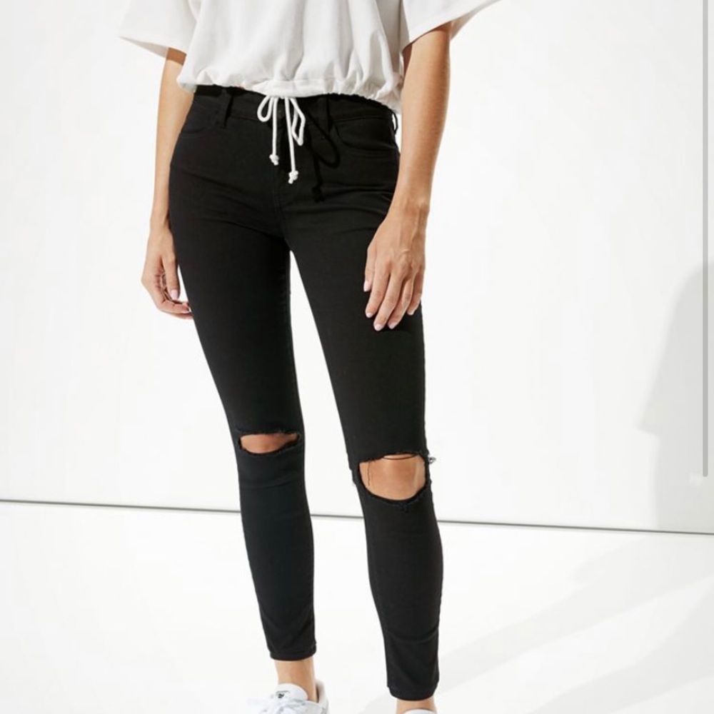 Brand new ripped American Eagle jeans